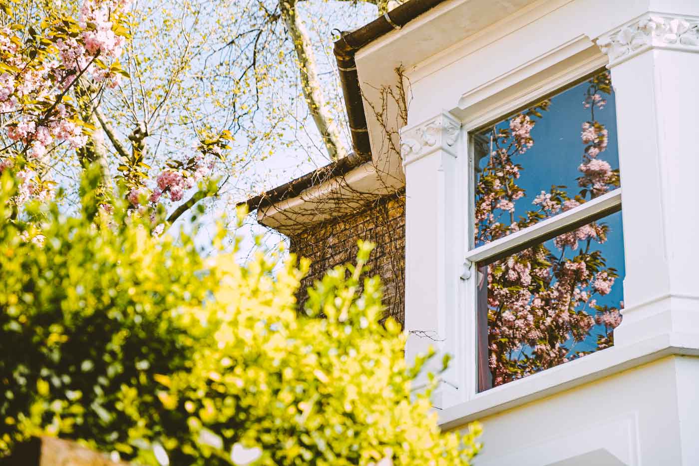 London homes in spring by Arianna Soldano